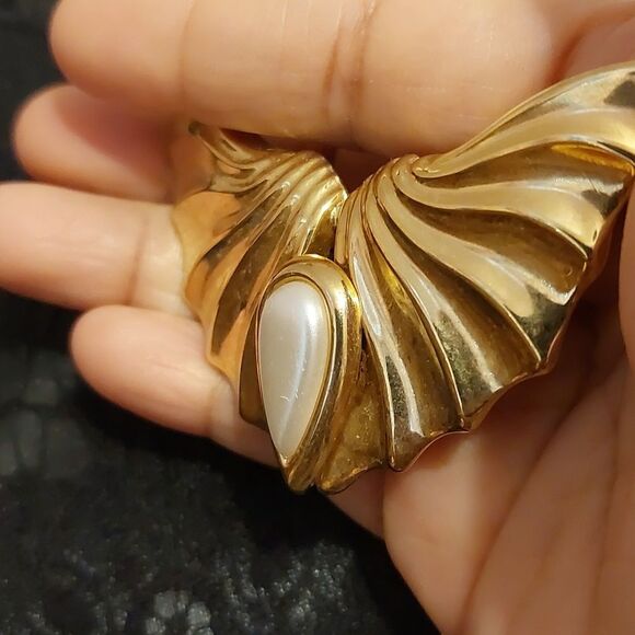 1970s Park Lane Panther Link Chain Choker Statement Necklace Winged Pendant - Picture 8 of 8